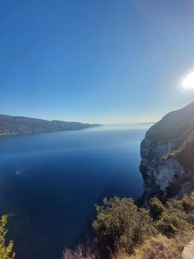 La Finestra Sul Lago Tignale Holiday home